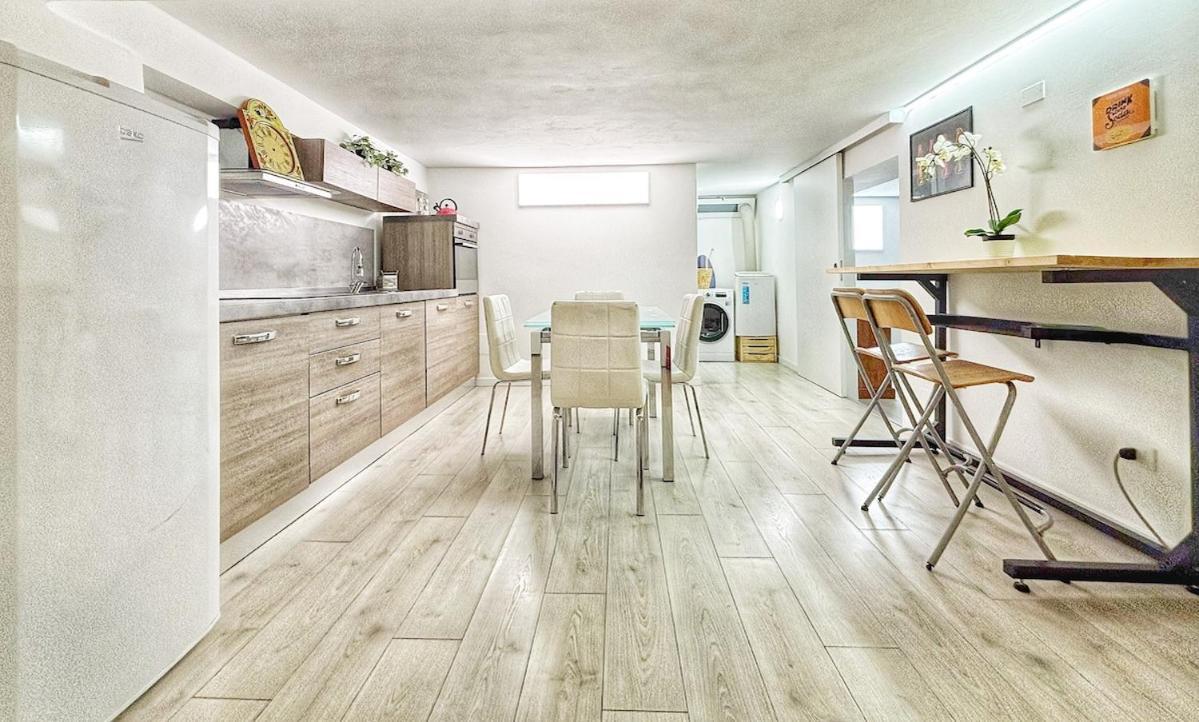 Appartement Cozy Basement Navigli Milan