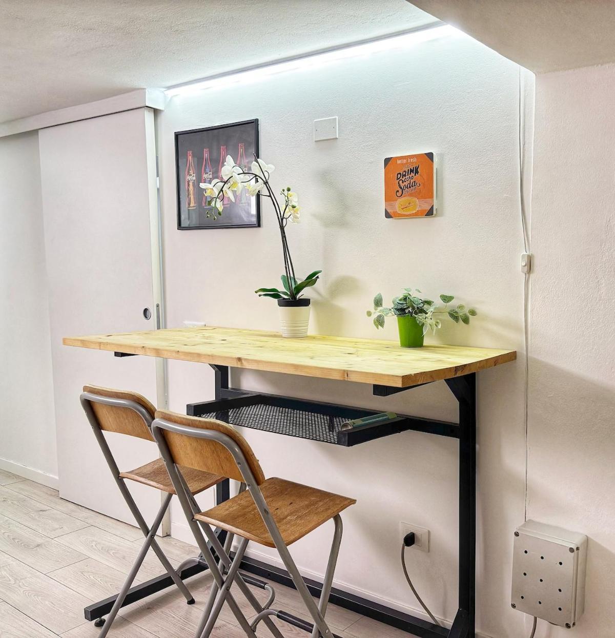 Cozy Basement Navigli Milan